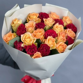 Букет "Прайм" из 25 роз Оранж и Эль Торо (50 см) в Котельниках