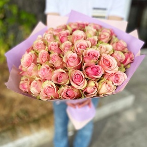 Букет 51 роза Бэлла Роса (40 см) в Котельниках