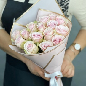Букет из 15 пудровых роз Кения (40 см) в Котельниках