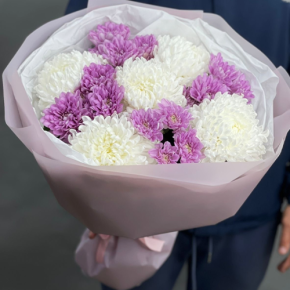 Букет "Вместе с тобой" из нежных хризантем в Котельниках