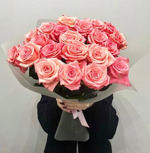 Букет из 21 розовой розы (50 см) в Котельниках